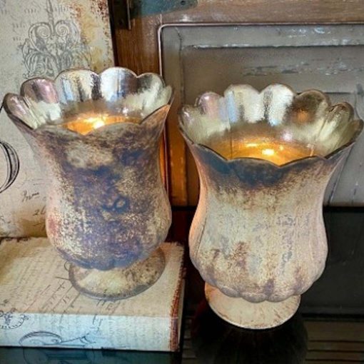 The Light Garden Scallop Edge Hurricanes Set of 2