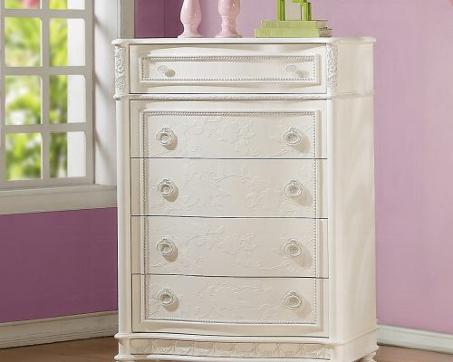 Acme Dorothy Ivory Chest