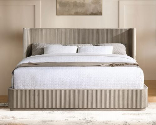 Acme Leanna Light Oak Bed