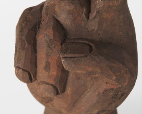 Mercana Pacem 4L x 4W Natural Wooden Carved Peace Sign Hand - Image 12