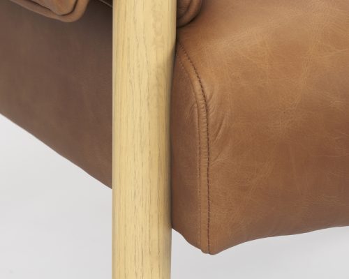 Mercana Ashton Brown Leather w/ Light Wood Accent Chair - Image 10