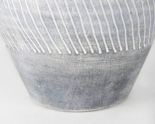 Mercana Blume 10H Off-White w/ Gray Textured Vase - Image 8