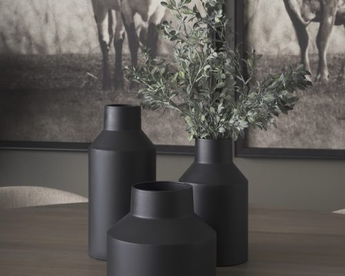 Mercana Tosca Small Matte Black Metal Vase - Image 4
