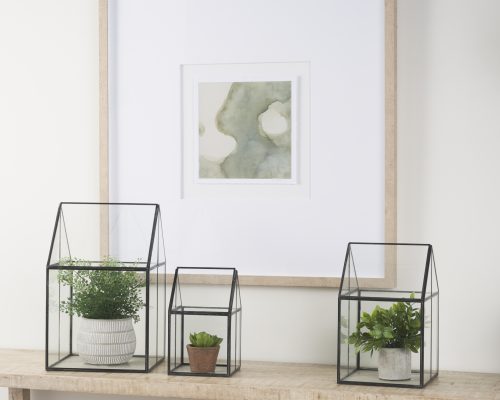 Mercana Sikes Hut Terrarium W/Glass Base