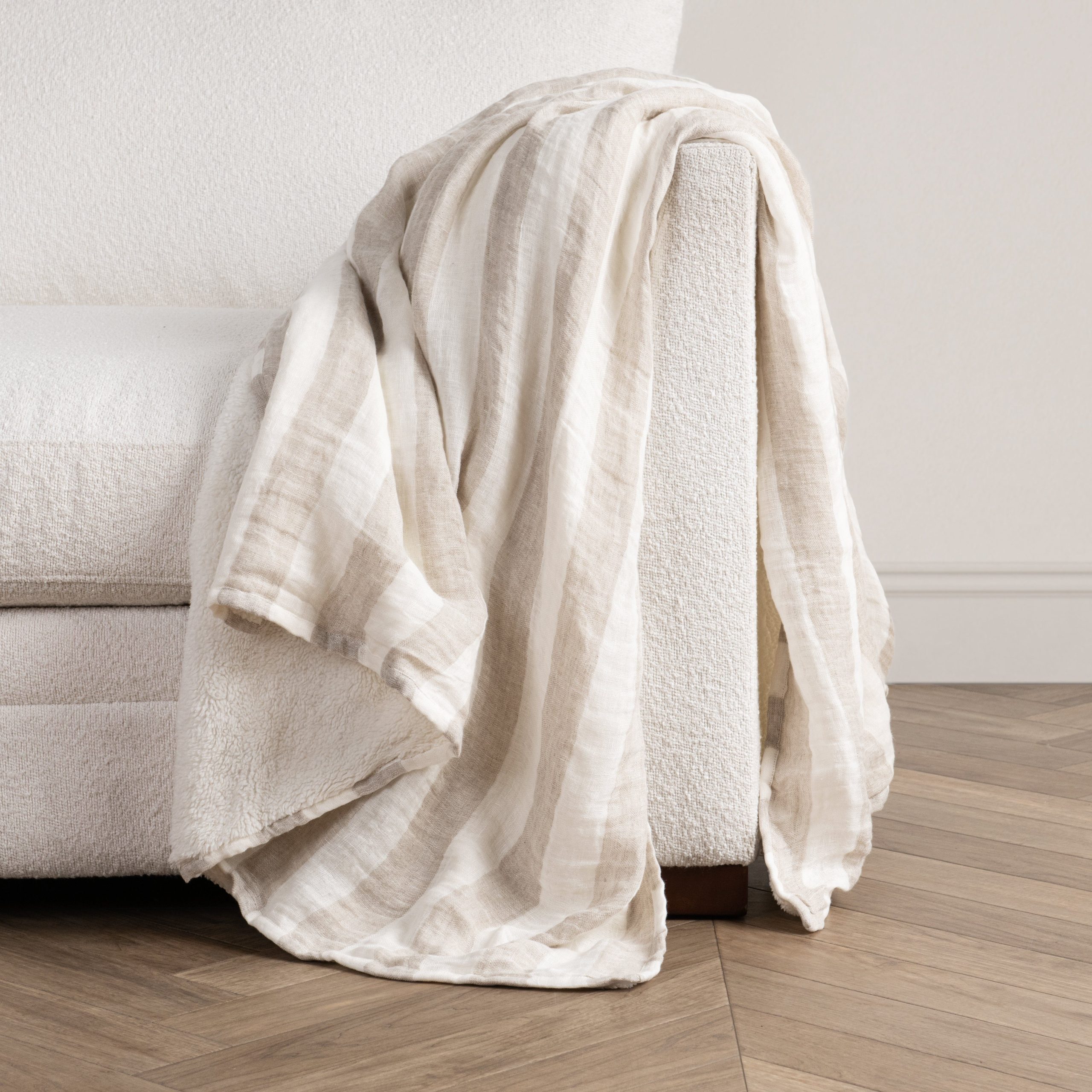 Classic Home Atwater Throw Ivory/Natural - Image 4