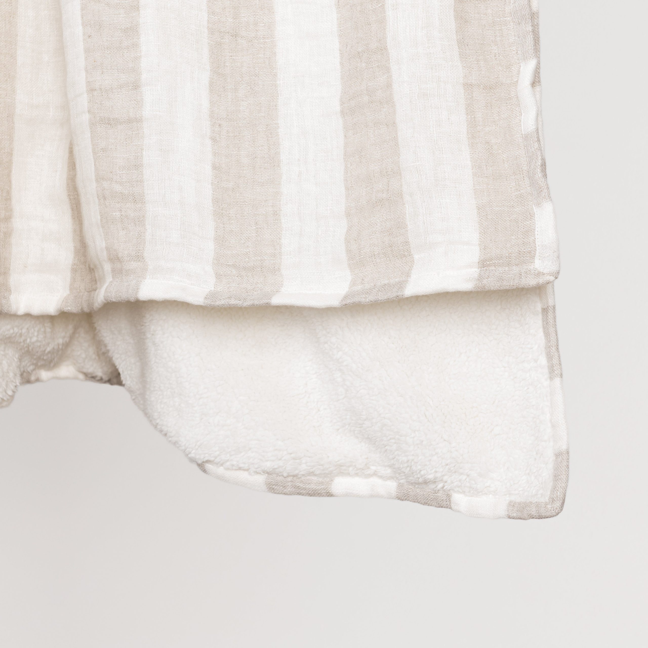 Classic Home Atwater Throw Ivory/Natural - Image 3