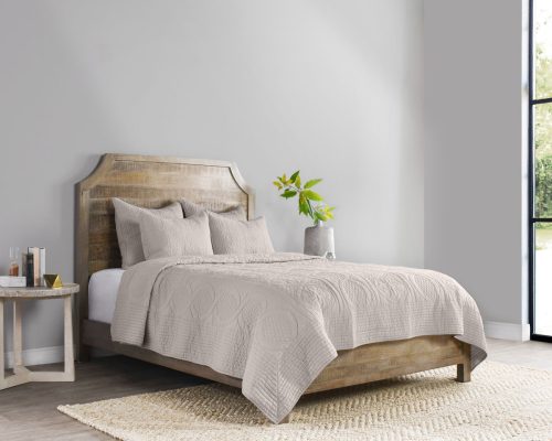 Classic Home Anessa Quilt