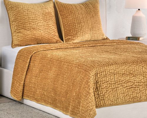 Classic Home Bari 4 Piece King Velvet Quilt Set Honey Gold
