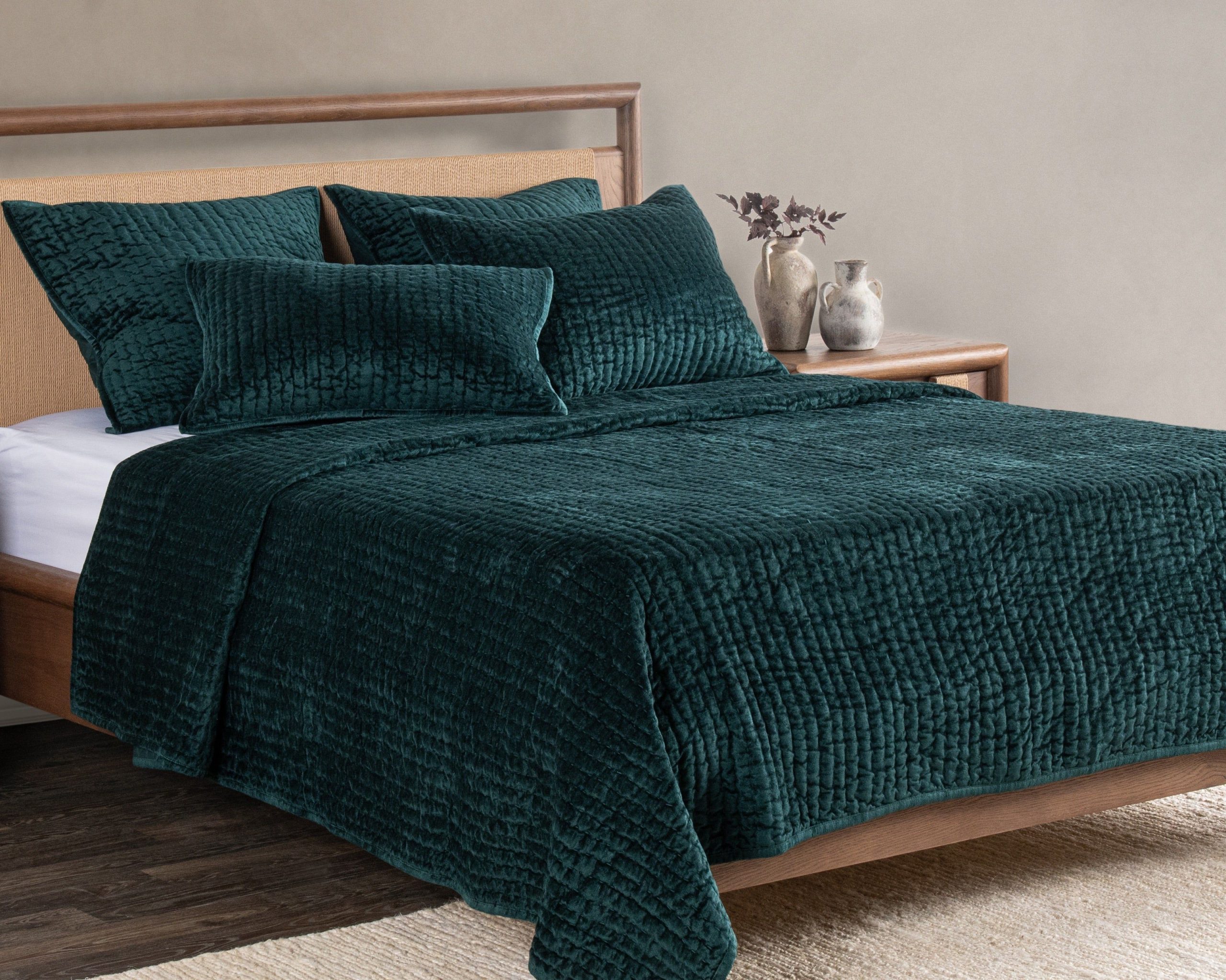 Classic Home Bari Velvet King Set Emerald