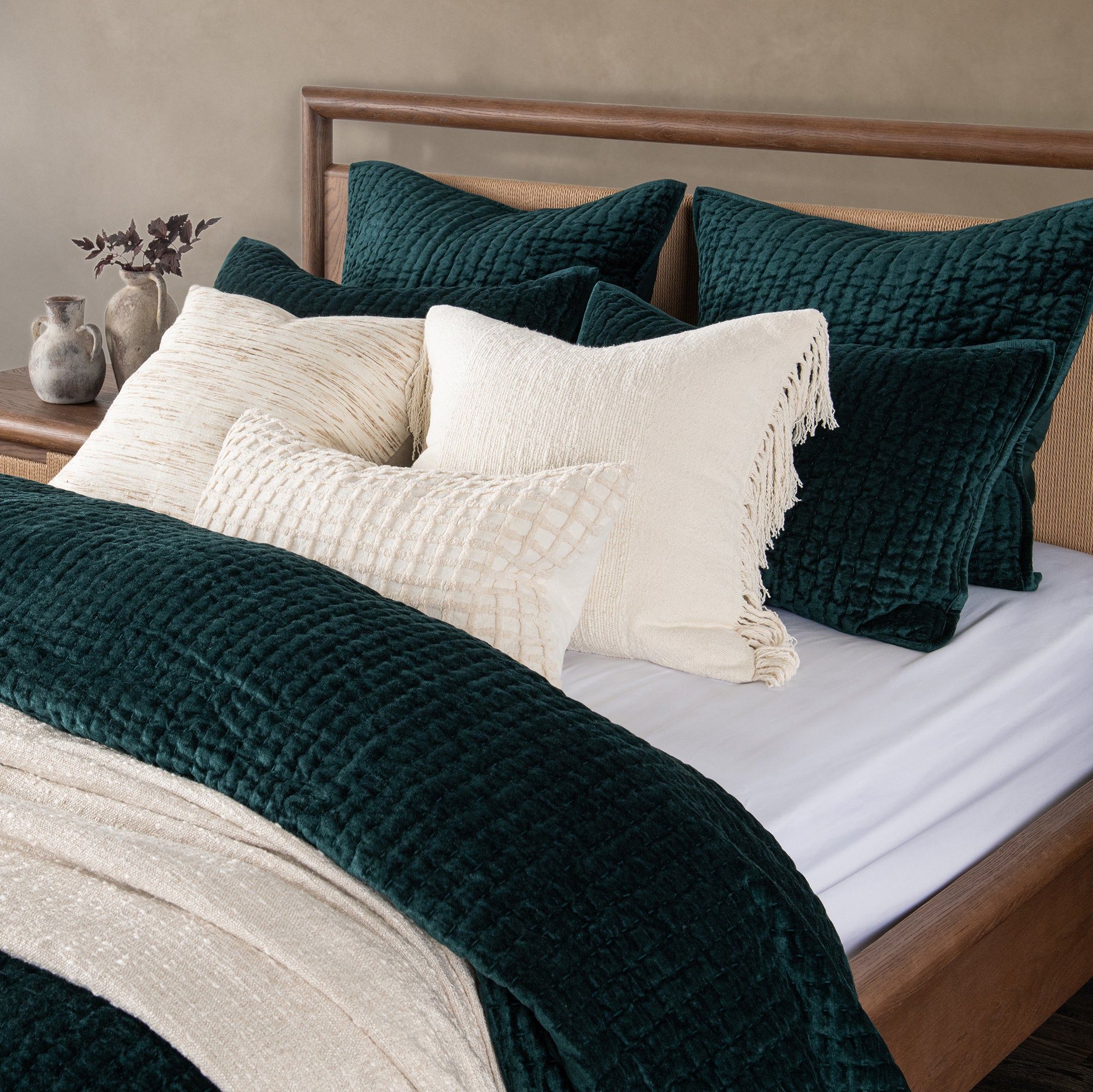 Classic Home Bari Velvet King Set Emerald - Image 12