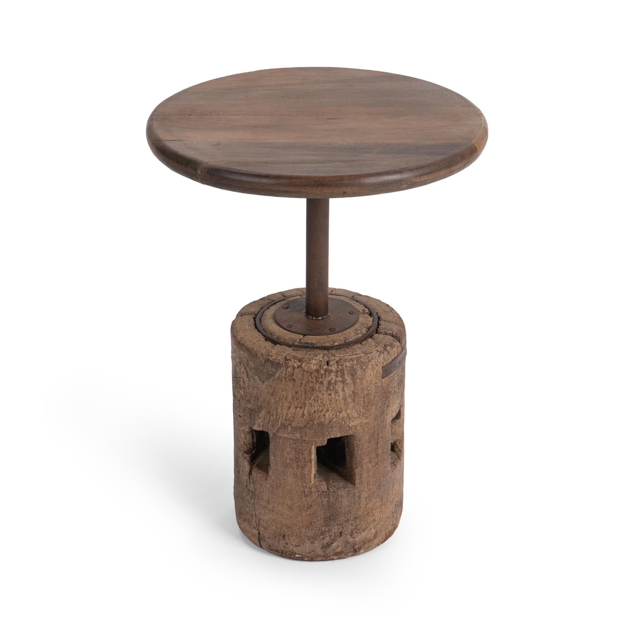 Classic Home Amira Round Accent Table Dark Brown - Image 2