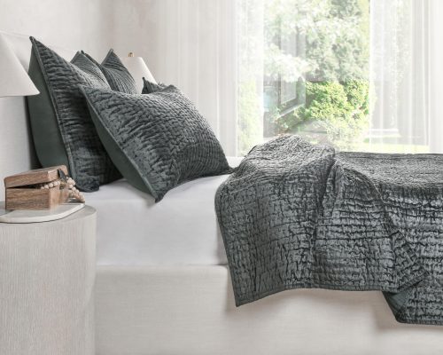 Classic Home Bari Velvet Quilt Set - Image 4