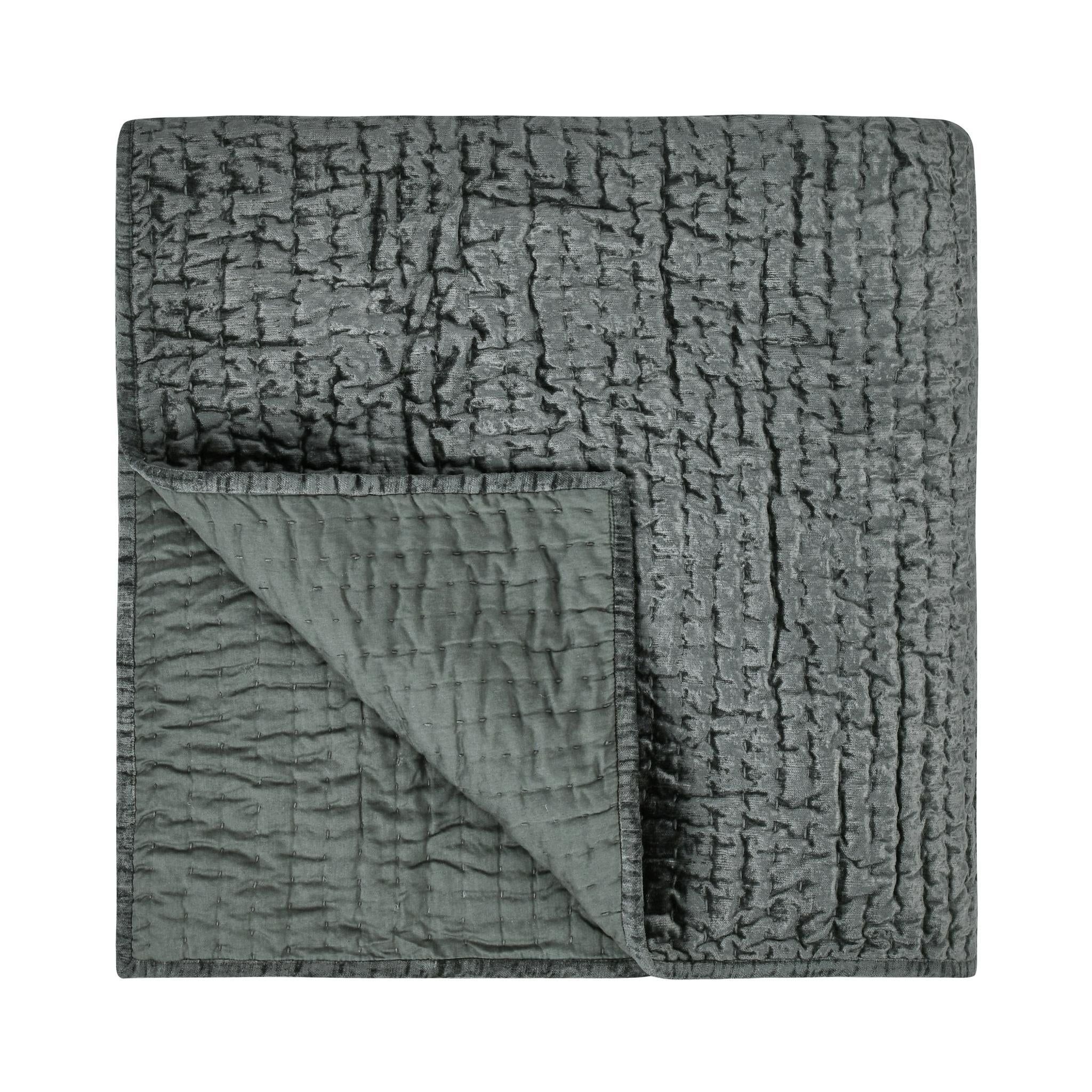 Classic Home Bari Velvet Quilt Set - Image 19