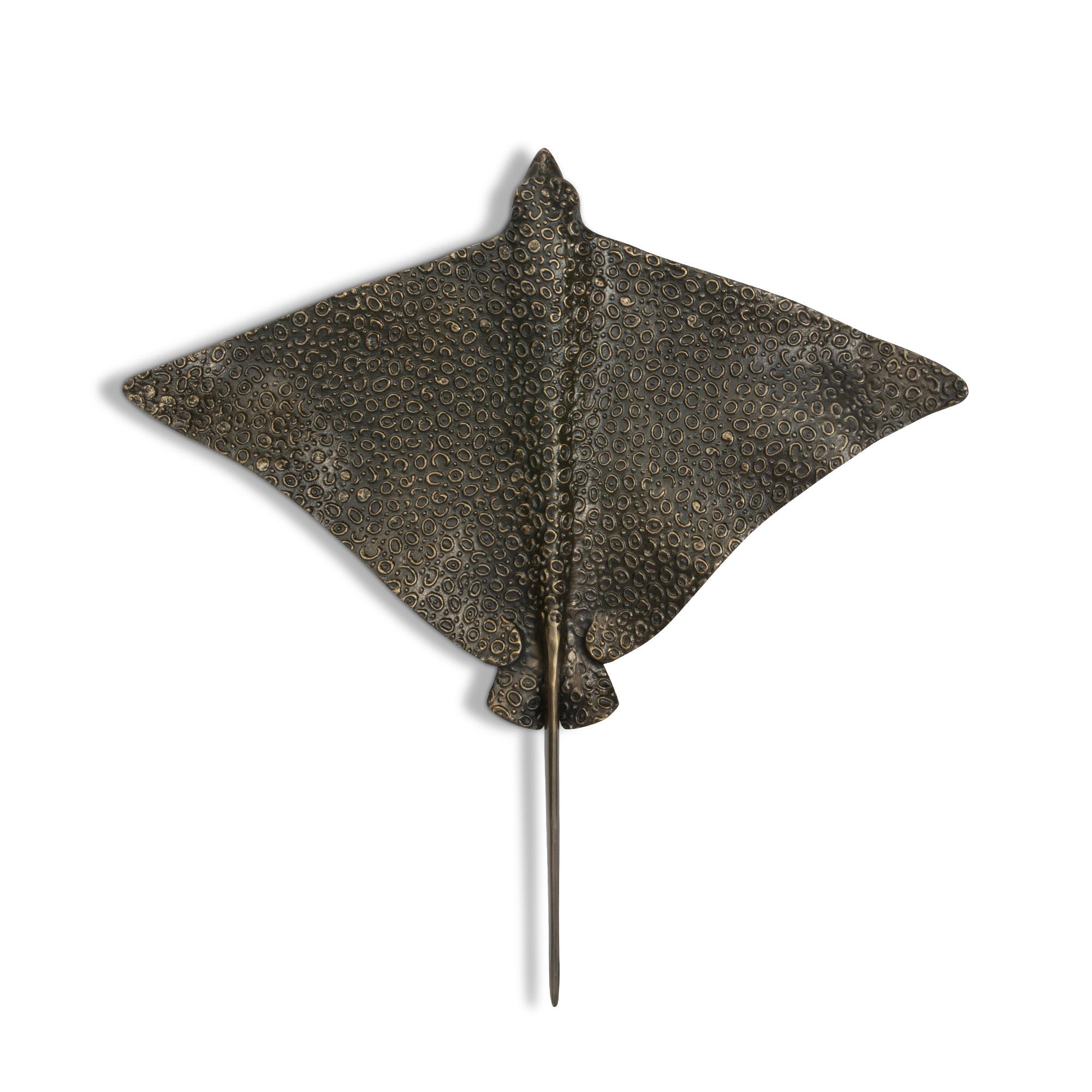 Park Hill Stingray Wall Sculpture, Medium