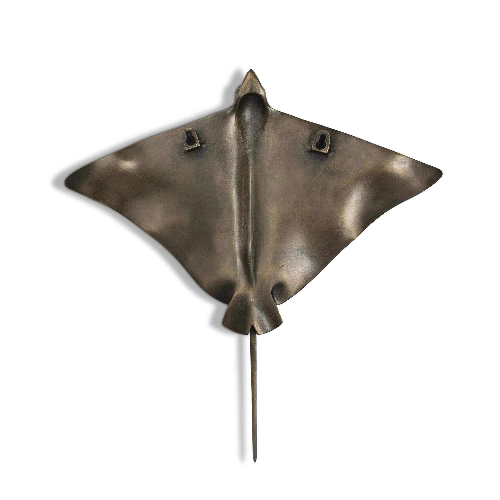 Park Hill Stingray Wall Sculpture, Medium - Image 2